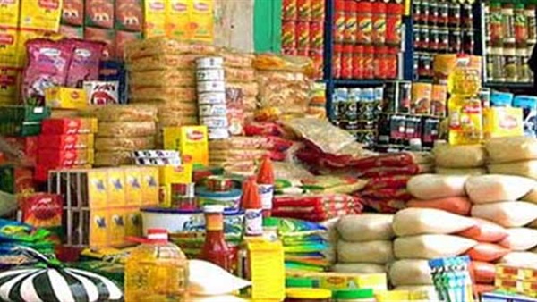 «التموين» تضبط 860 كيلو سلع غذائية مجهولة بالعمرانية