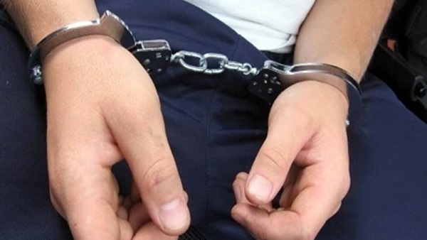 ضبط عاطل انتحل صفة ضابط شرطة واستولى على سيارة بالجيزة