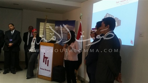  وزير الاتصالات: الانتهاء من صيانة كافة السنترالات ٣٠ يونيو المقبل