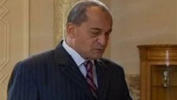 وزير التعليم الجديد يحذف  تدويناته على «فيسبوك»  لـ«أخطائه الإملائية» الكثيرة