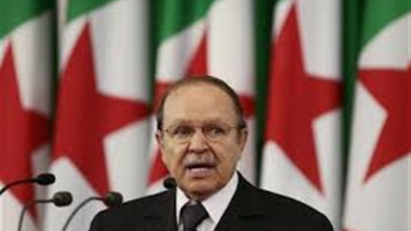 الرئيس الجزائري يستقبل رئيس الوزراء الفرنسي