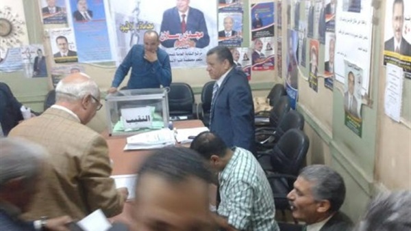راشد نقيبا للمحامين بالمنيا