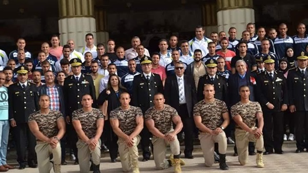 بالصور.. زيارة «آداب المنصورة» لأكاديمية الشرطة