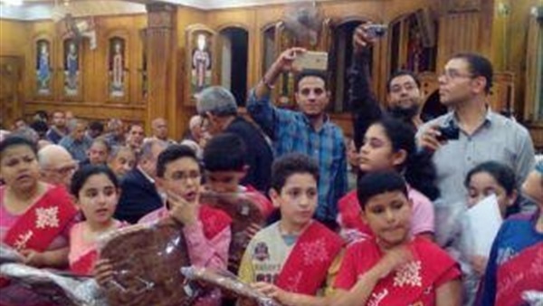 بالصور.. الاحتفال بتخريج أول دفعة بمدرسة مطرانية بنها