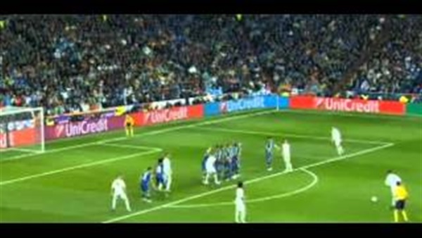 رونالدو يحرز الهدف الثالث فى شباك فولفسبورج