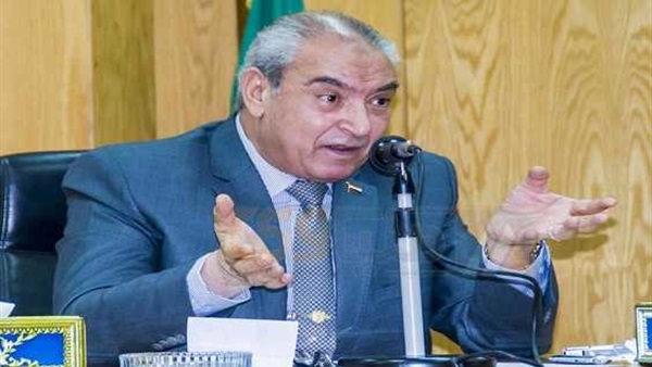 المنيا ترقص فرحا بقرار ترخيص أراضي المنطقة الصناعية للمستثمرين «بالمجان»
