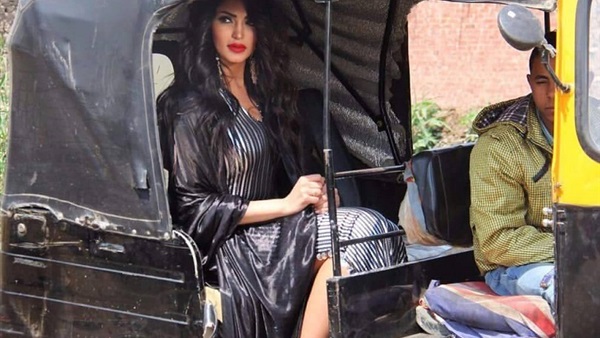 الليلة.. بوسي في ضيافة «المتوحشة»