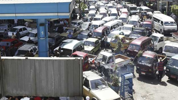 البترول: 200% معدلات ضخ البنزين  في محطات الوقود 