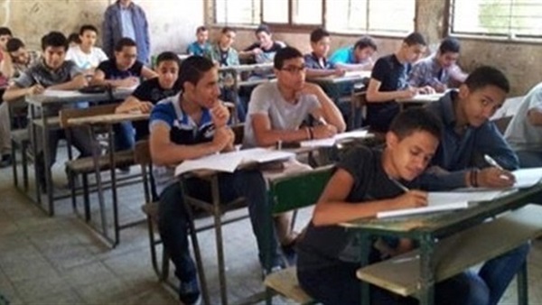 اختتام الأنشطة المدرسية بمدرسة السادات الإعدادية بالعريش
