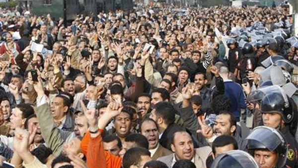 الداعون لـ«الأرض هي العرض» يرفضون نزول الإخوان 