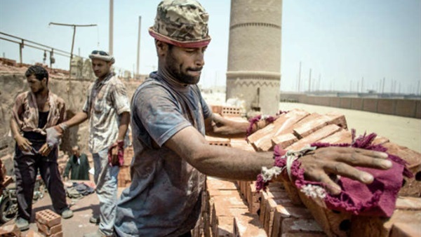 اليوم.. مؤتمر حاشد لعمال "الطوب الطفلي" بالجيزة لبحث مشكلاتهم