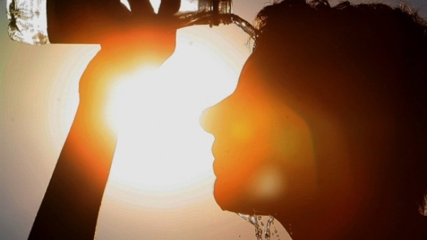 موجة الحر في الهند تودي بحياة أكثر من 150 شخصا