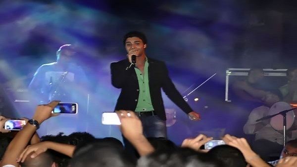 الاستعدادات الأخيرة لحفل أحمد جمال