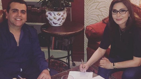 بالصورة.. إليسا تتعاقد على غناء تتر مسلسل  جديد 