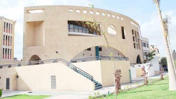 اليوم.. مكتبة مصر العامة بالزاوية الحمراء تنظم أمسية فلكية عن عطارد