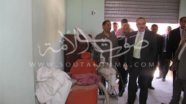 بالصور.. محافظ بني سويف: لست راضيا عن موقع «العيادات الخارجية» 