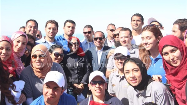 بالصور.. الغضب يجتاح «البحر الأحمر» بعد إعلان السيسى تقسيمها 