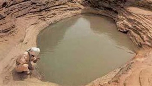   الزراعة: 6 آبارجوفية تم حفرها لأهالى شلاتين من مشروع العون الغذائى    