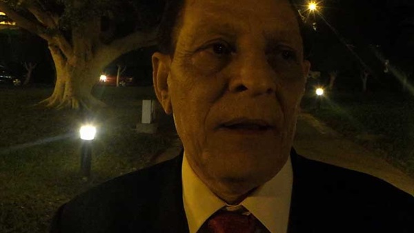 «ثابت» ينهي أعمال تمثال «الأطرش» للاحتفال به في «شم النسيم»