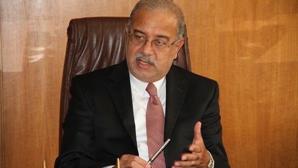 رئيس الوزراء يجري اتصالاً هاتفياً مع وزير الأوقاف للاطمئنان على أحوال الحجاج المصريين  