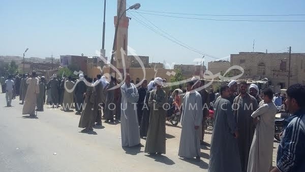 بالصور.. أهالي ببني سويف يستعدون لتشييع جثامين حادث «سفاجا»