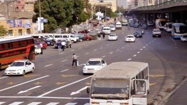 سيولة مرورية أعلى دائري المريوطية بعد رفع آثار انقلاب سيارة