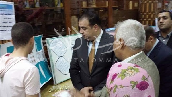 بالصور.. محافظ الفيوم يفتتح معرض رعاية الموهوبين 