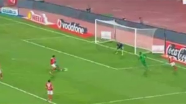 بالفيديو.. الأهلي يتعادل سلبياً أمام يانج أفريكانز في الشوط الأول