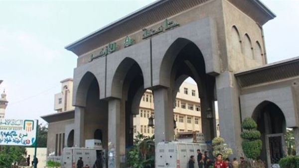 سفير مصر في إسلام آباد يلتقي أعضاء بعثة الأزهر بباكستان