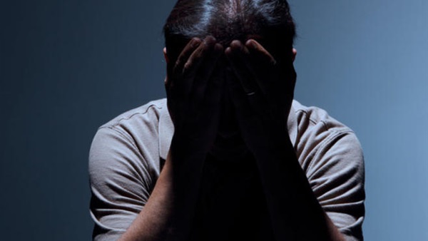ضبط ٣ أشخاص قاموا بالتحرش بشاب وتصويره بالأقصر