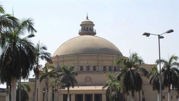 جامعة القاهرة تحتفل بتخريج دفعة من الصحفيين