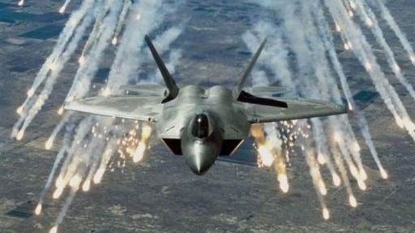طيران العراق والتحالف الدولي ينفذ 88 طلعة جوية ضد «داعش»