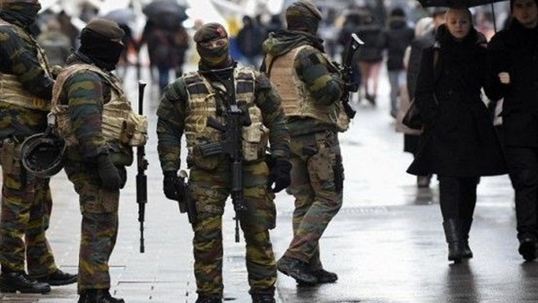 بلجيكا توقف سائحا "جهاديا" من فرنسا