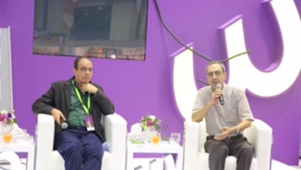 ‏‫تنمية اهتمامات الأطفال القرائية بالشارقة