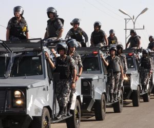 الأمن يمشط شوارع العريش بحثاً عن منفذي حادث المطار بالمناطق الجبلية  