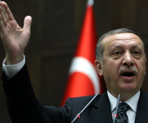 إردوغان: تركيا بحاجة لخفض سعر الفائدة "لإنقاذ" المستثمرين