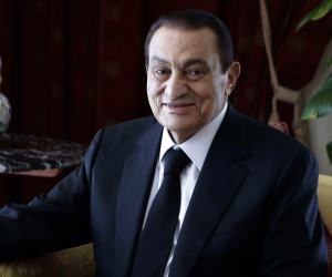 الخميس.. الحكم في دعوى مبارك للإفراج عن 61 مليون جنيه