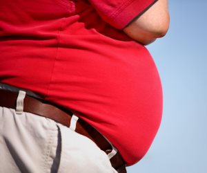5 أسباب لزيادة دهون البطن