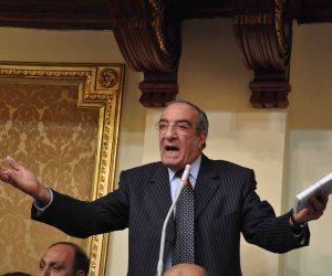 زكريا عزمي لـ صوت الأمة: السيسي بطل وضع روحه على كفه لإنقاذ مصر