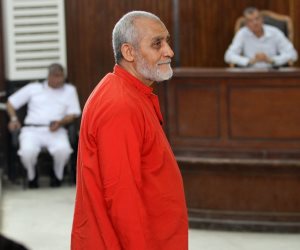محاكمة مرشد الإخوان و13 آخرين في أحداث «البحر الأعظم» اليوم