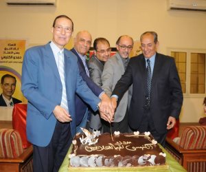 بالصور.. الأهلي يكرِّم نقيب الإعلاميين