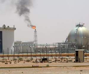 البترول:  اتفاقيات العراق والكويت زيت خام  وأرامكو مواد بترولية 