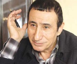 عبد المنعم عمارة لـ «صوت الأمة»: سقوط حياتو قبلة الحياة لـ «أبوريدة»