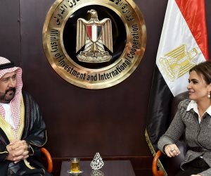 سحر نصر تبحث مع المستثمر الإماراتي أحمد آل سويدان زيادة استثماراته في مصر