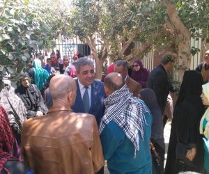 نائب وزير الإسكان يشارك في مبادرة «أهالينا» لسكان العشوائيات بالسويس