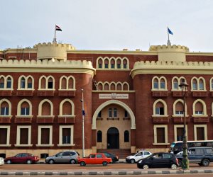 جامعة الإسكندرية تدين الهجوم الإرهابي بالواحات وتنعى شهداء الوطن