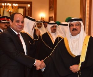 ملك البحرين في القاهرة اليوم.. وتعزيز العلاقات ومُحاربة الإرهاب أبرز ملفات النقاش