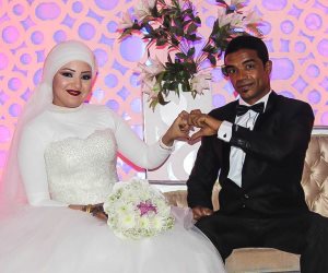 الزميل خالد كامل يهنئ «أبوهيملة» بمناسبة عقد قران كريمته