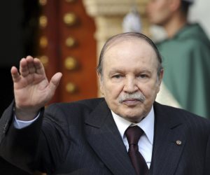 الرئيس الجزائري يؤكد استعداده للعمل من أجل توطيد أواصر التعاون الثنائي مع ليبيريا