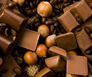 دراسة: عشاق الشوكولاتة فى مأمن من ضربات القلب